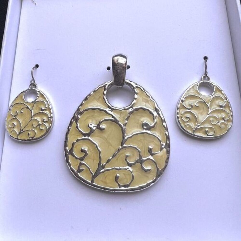 Set of 2 Pendant and Earrings Set Silver-tone‎ Yellow Enamel